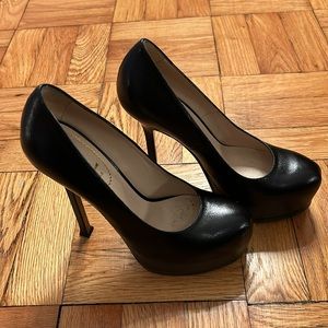 Yves Saint Laurent YSL Rive Gauche Tribtoo Heels Pump Black Side 6.5 /36.5 EUC